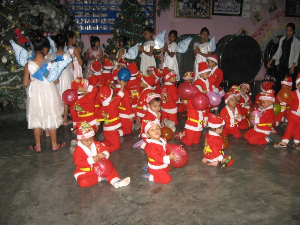 Xmas in Kontum 2011
