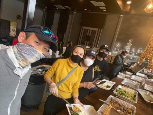 Year end food drive with Élyse Restaurant 2020