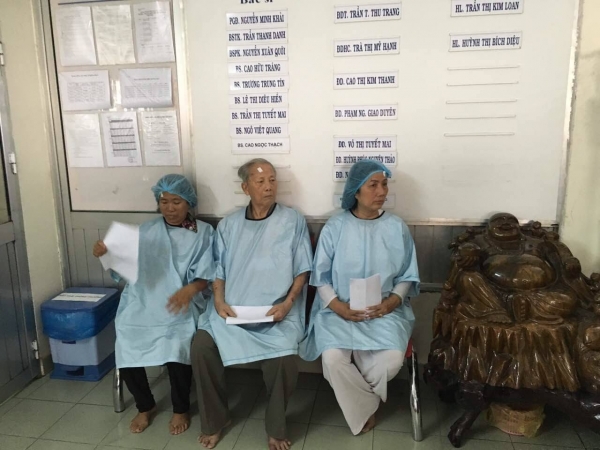 Viet Dreams free eye cateract surgeries 04-2017